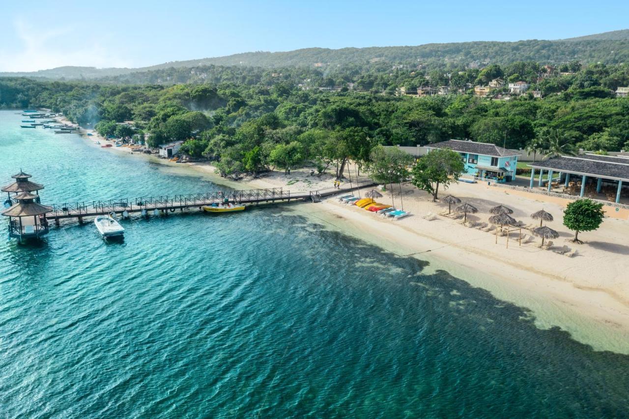 Iberostar Waves Rose Hall Beach Монтего Бей Екстериор снимка