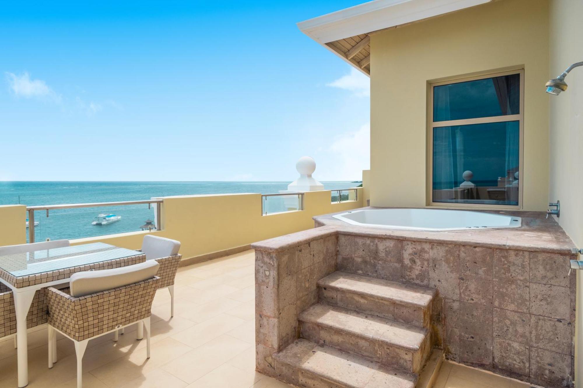 Iberostar Waves Rose Hall Beach Монтего Бей Екстериор снимка